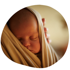 7. Portage en écharpe - Ventral