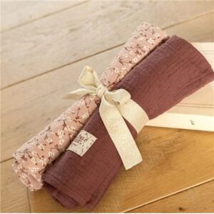 Trousseau lange en coton bio pour bébé 65x65cm - Prune